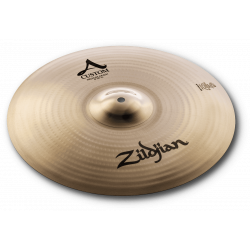 A Custom 16" médium crash
