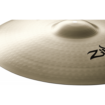 A 20" médium thin crash