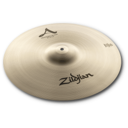 A 18" médium crash