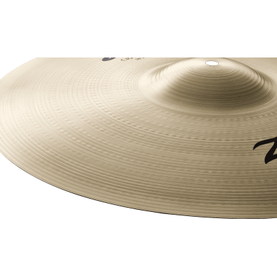 A 18" crash ride